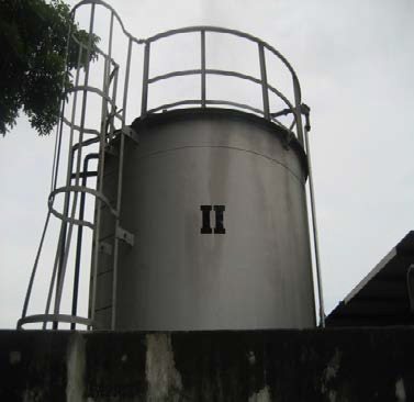 Foto proyek fuel oil storage tank Komatsu Indonesia hasil fabrikasi PT Asrico Putra Perdana