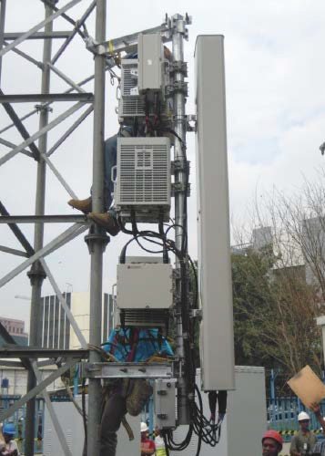 Foto proyek instalasi tower telekomunikasi PT Asrico Putra Perdana